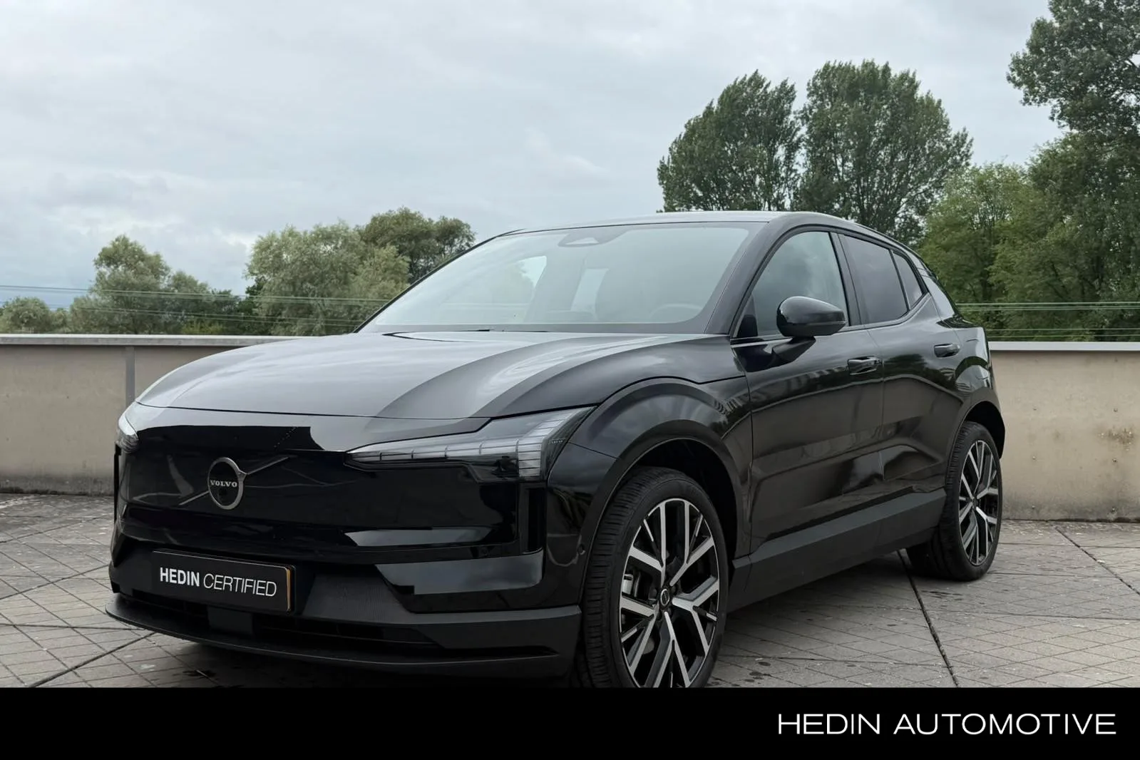Volvo EX30 (2026) — foto 1
