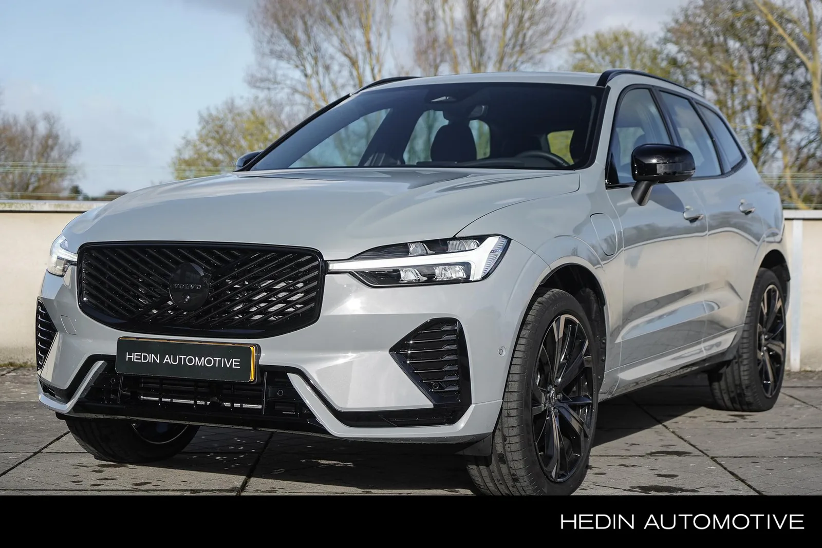 Volvo XC60 (2026) — foto 1