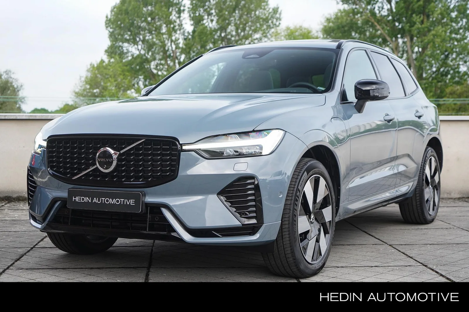 Volvo XC60 (2024) — foto 1