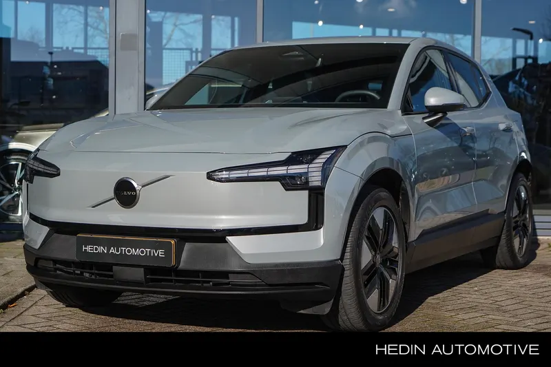 Volvo EX30 (2024)