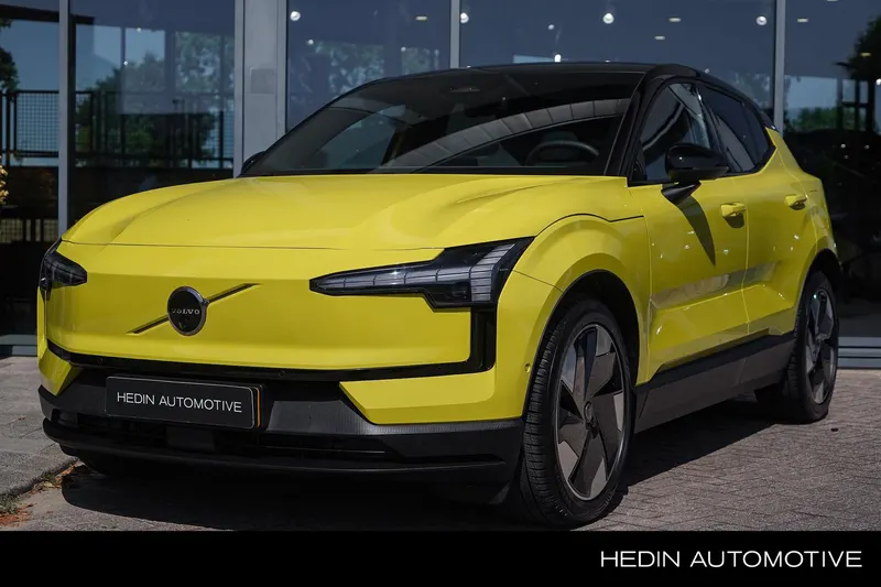 Volvo EX30 (2024)