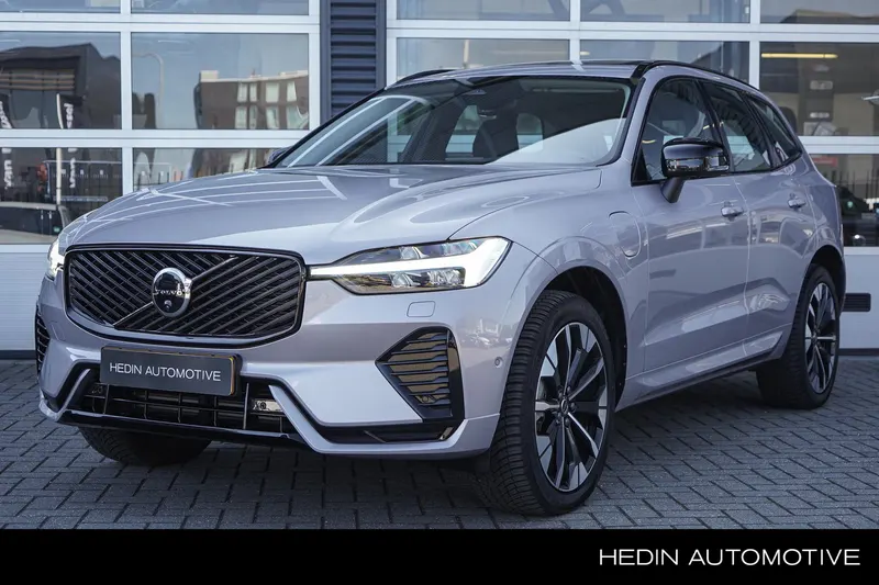 Volvo XC60 (2025)