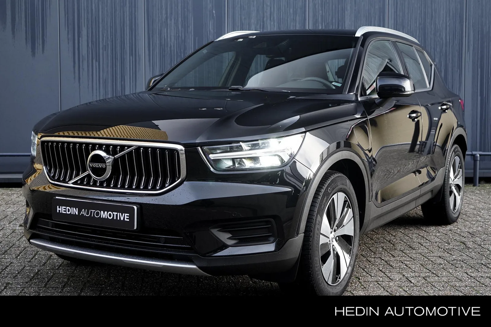 Volvo XC40 (2021) — foto 1