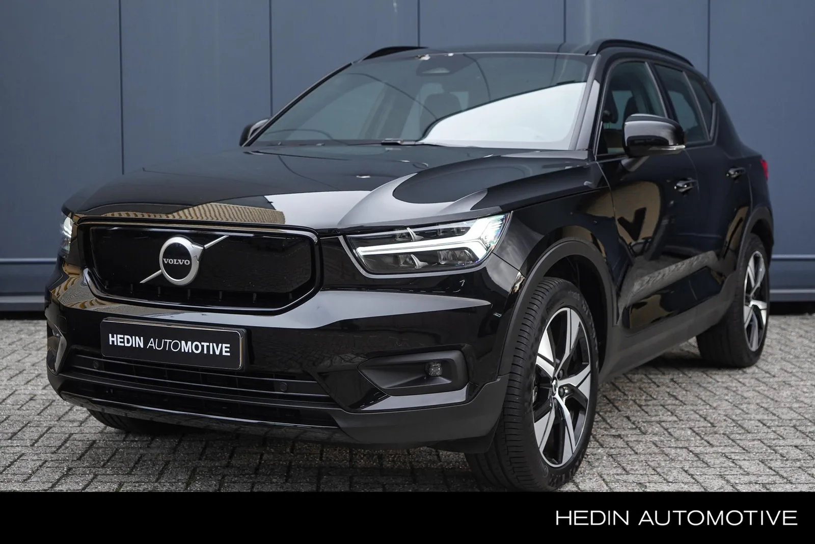 Volvo XC40 (2020) — foto 1