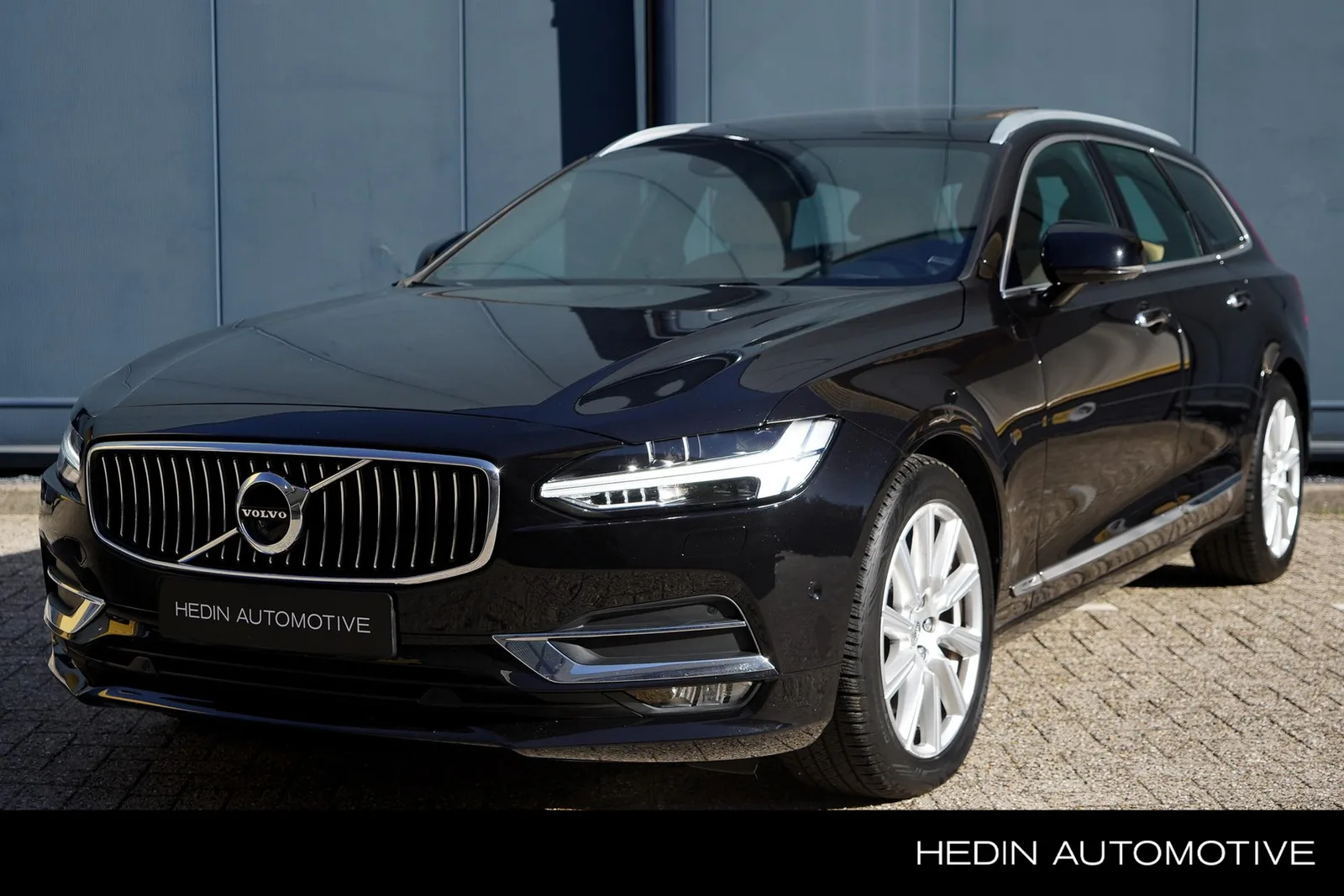 Volvo V90 (2017) — foto 1