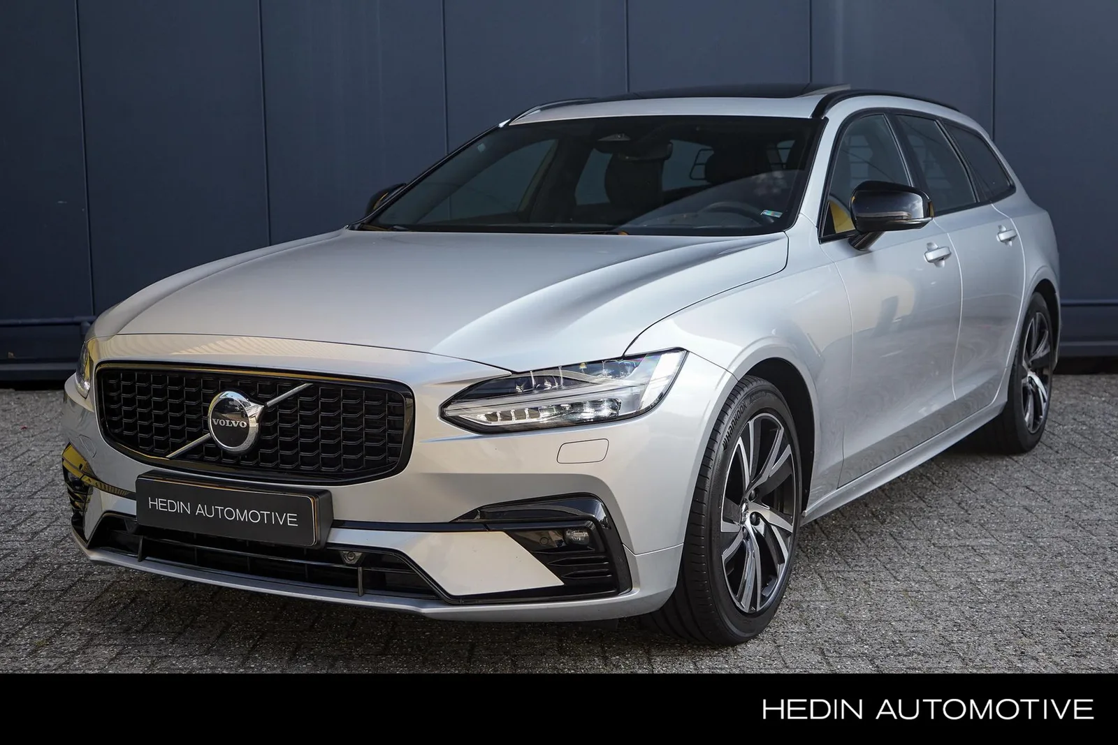 Volvo V90 (2022) — foto 1