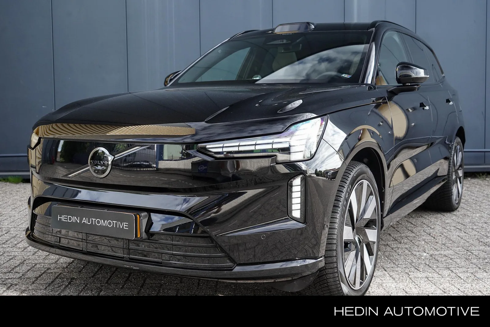 Volvo EX90 (2025) — foto 1