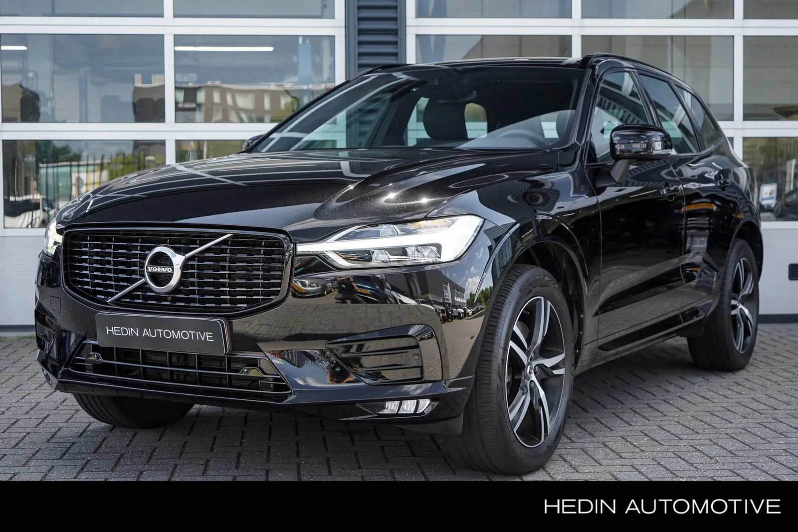 Volvo XC60 (2020) — foto 1