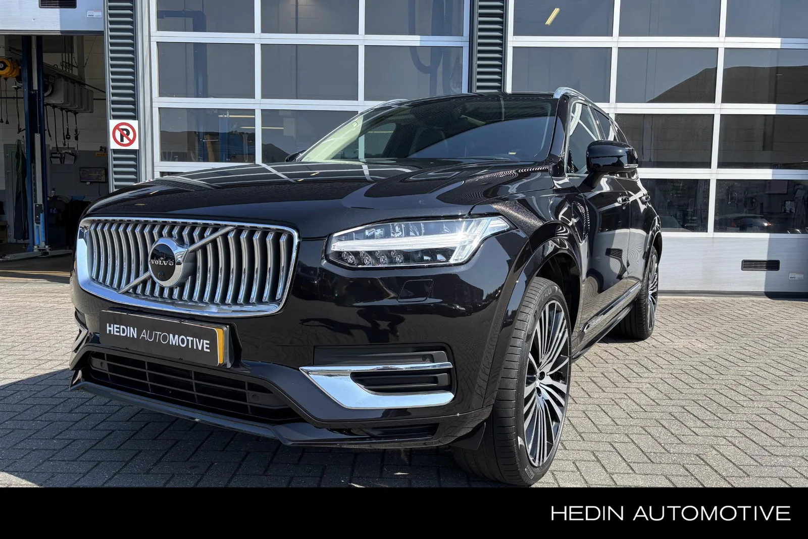 Volvo XC90 (2022) — foto 1
