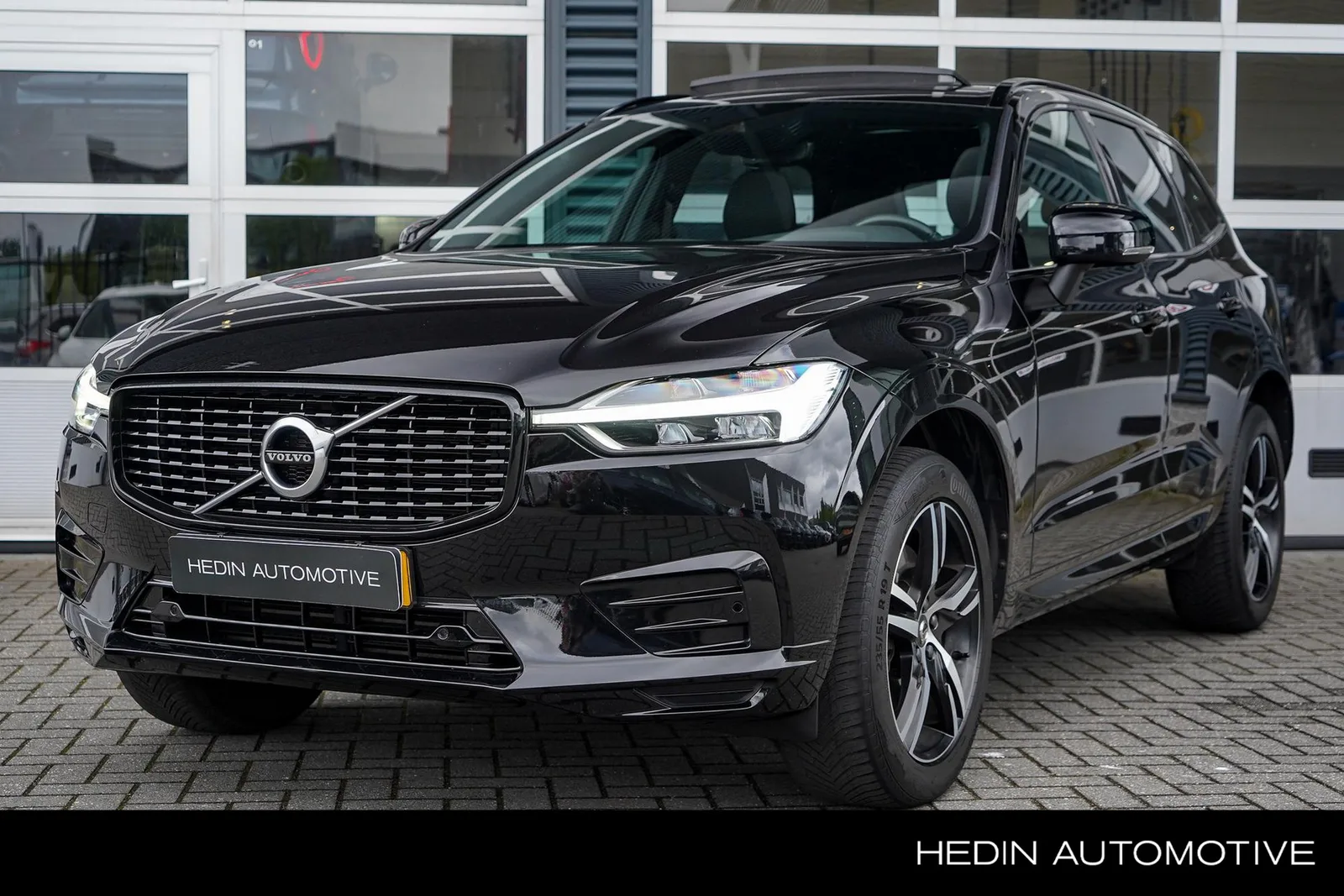 Volvo XC60 (2019) — foto 1