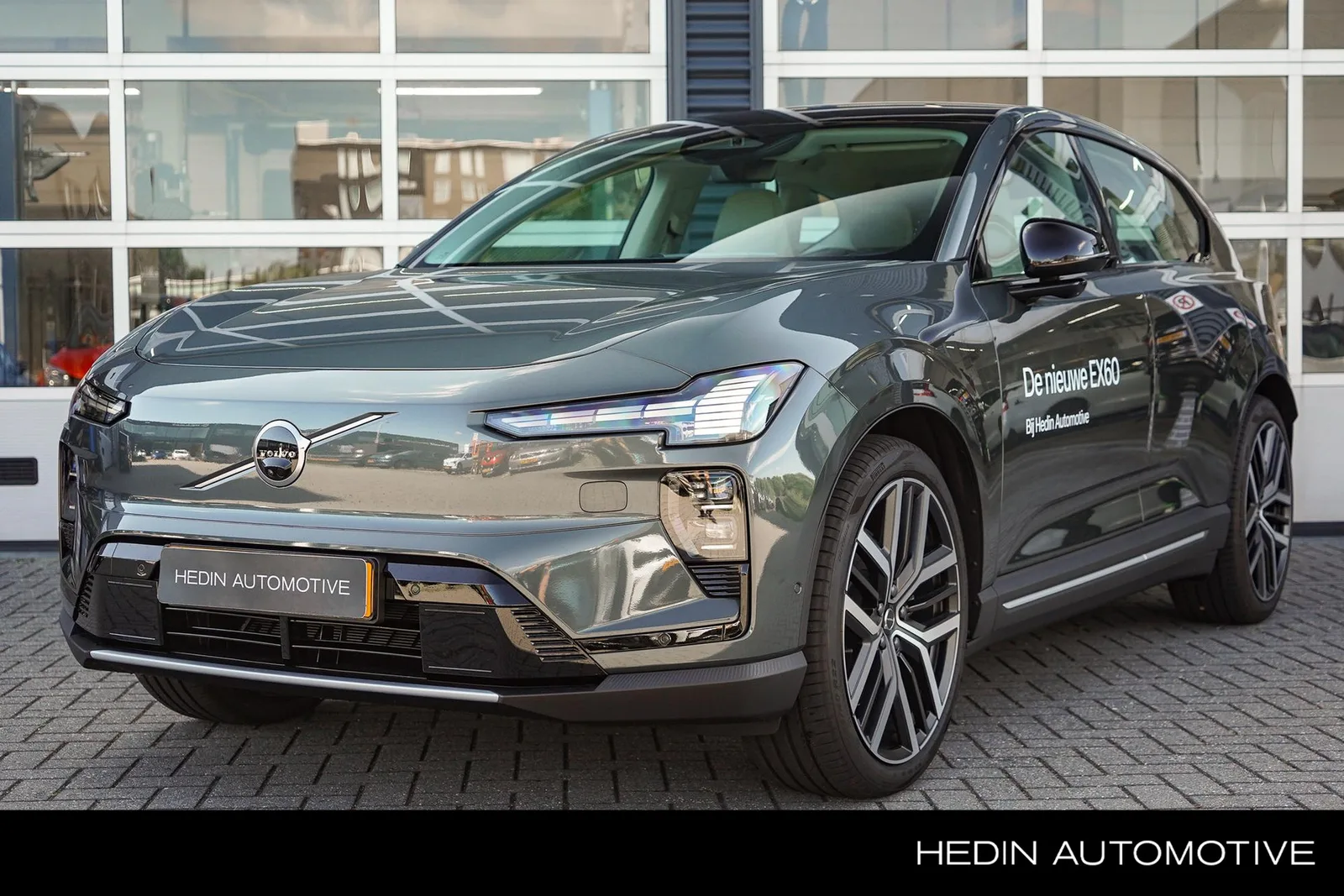 Volvo EX60 (2026) — foto 1
