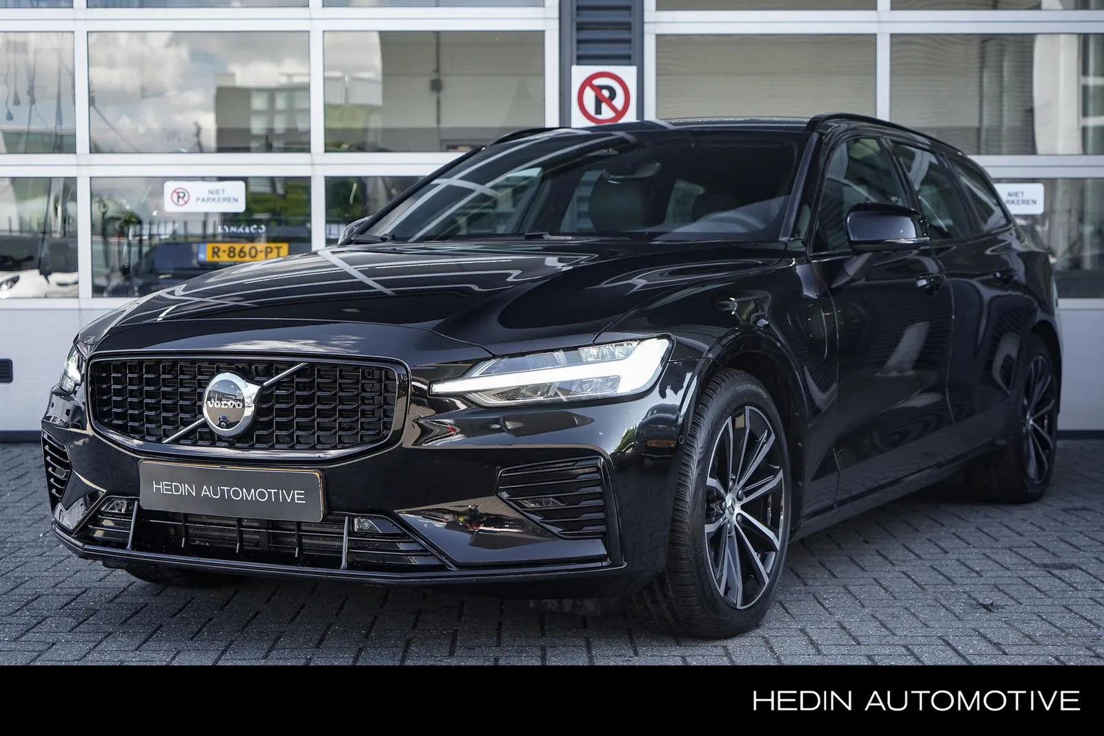 Volvo V60 (2025) — foto 1