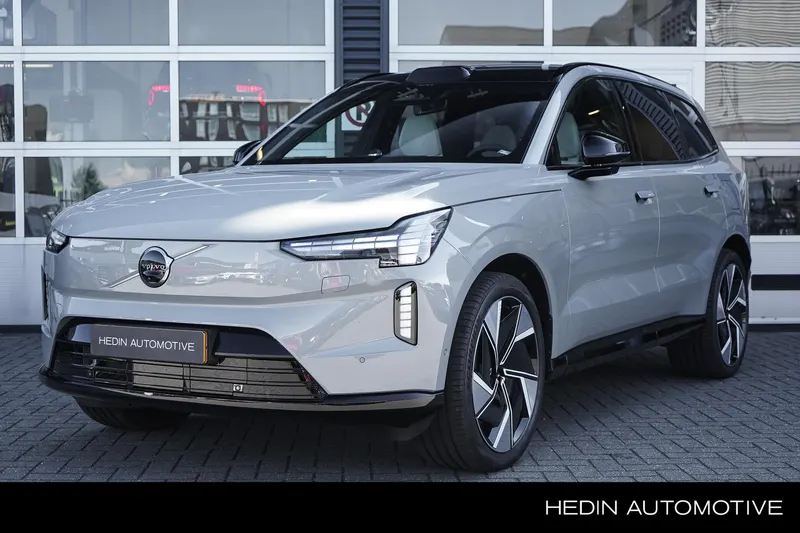 Volvo EX90 (2025)