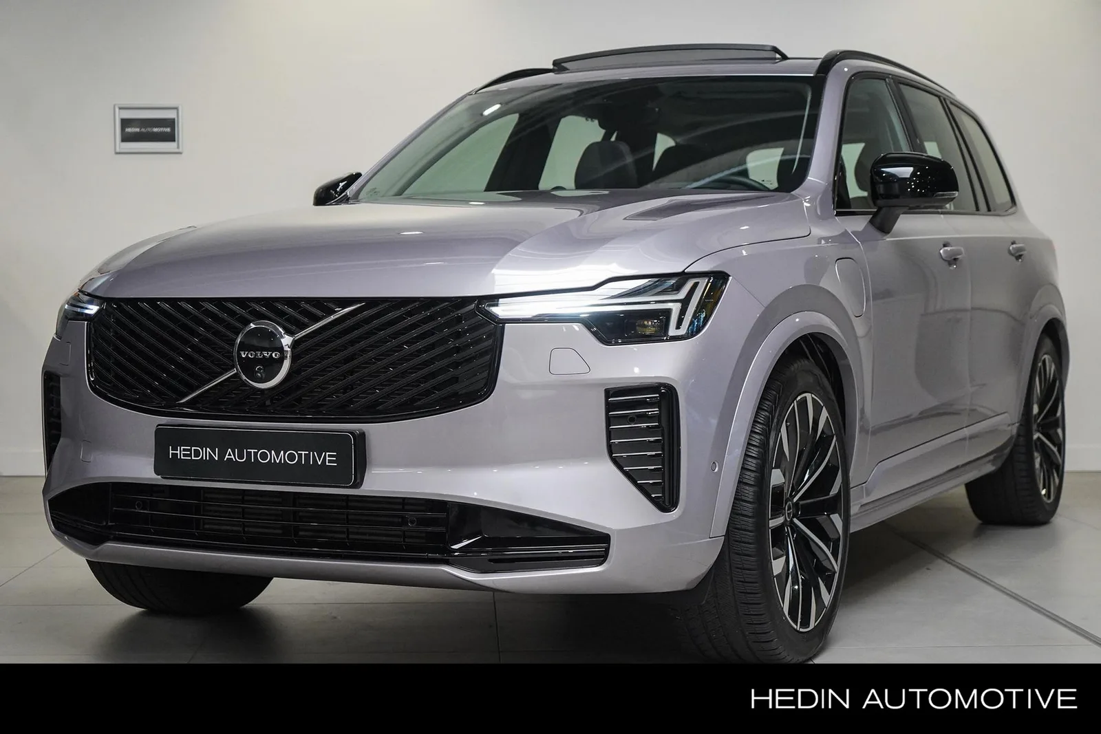 Volvo XC90 (2025) — foto 1