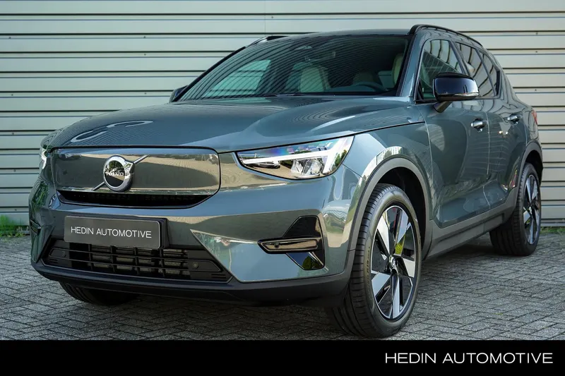 Volvo EX40 (2026)