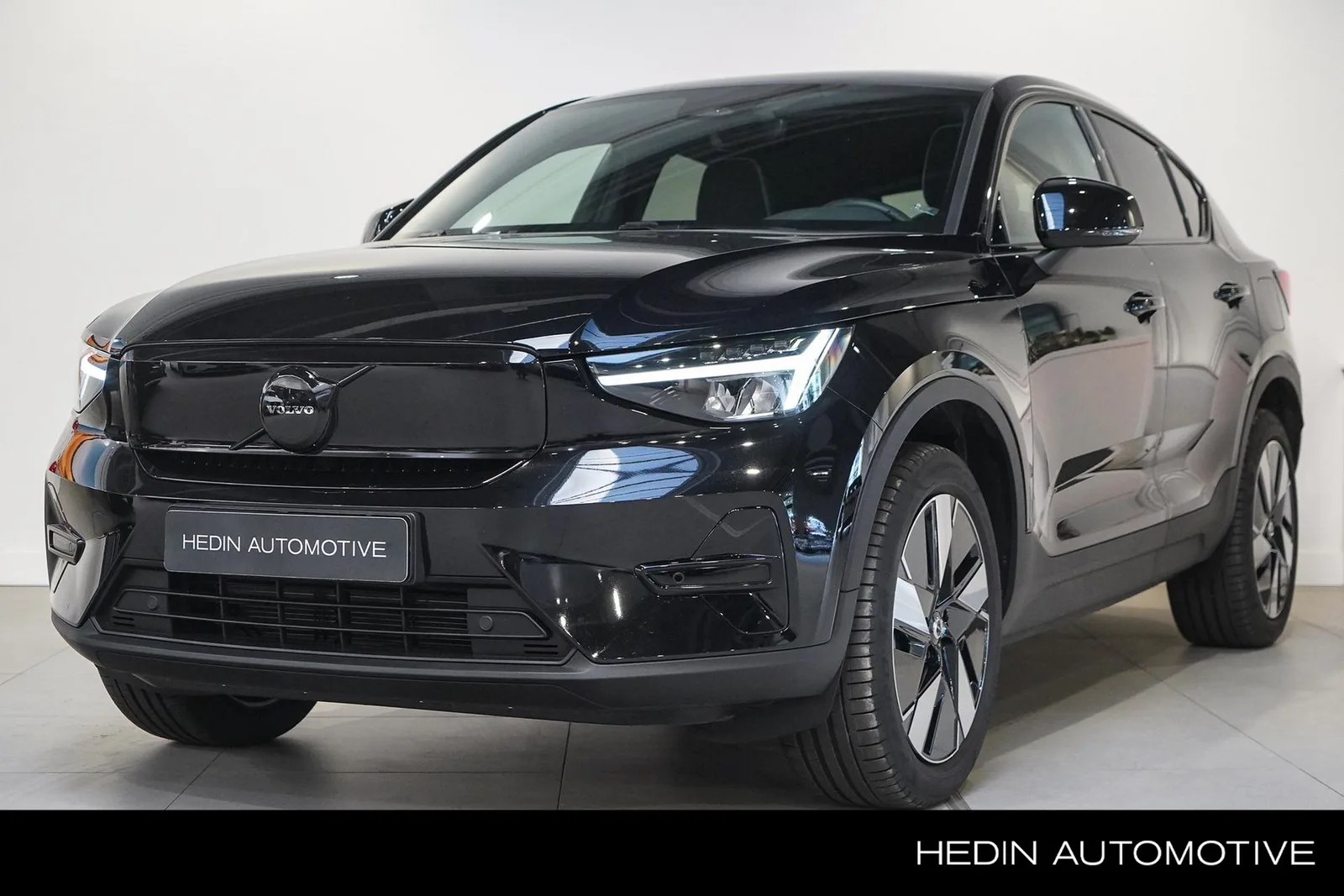 Volvo C40 (2025) — foto 1