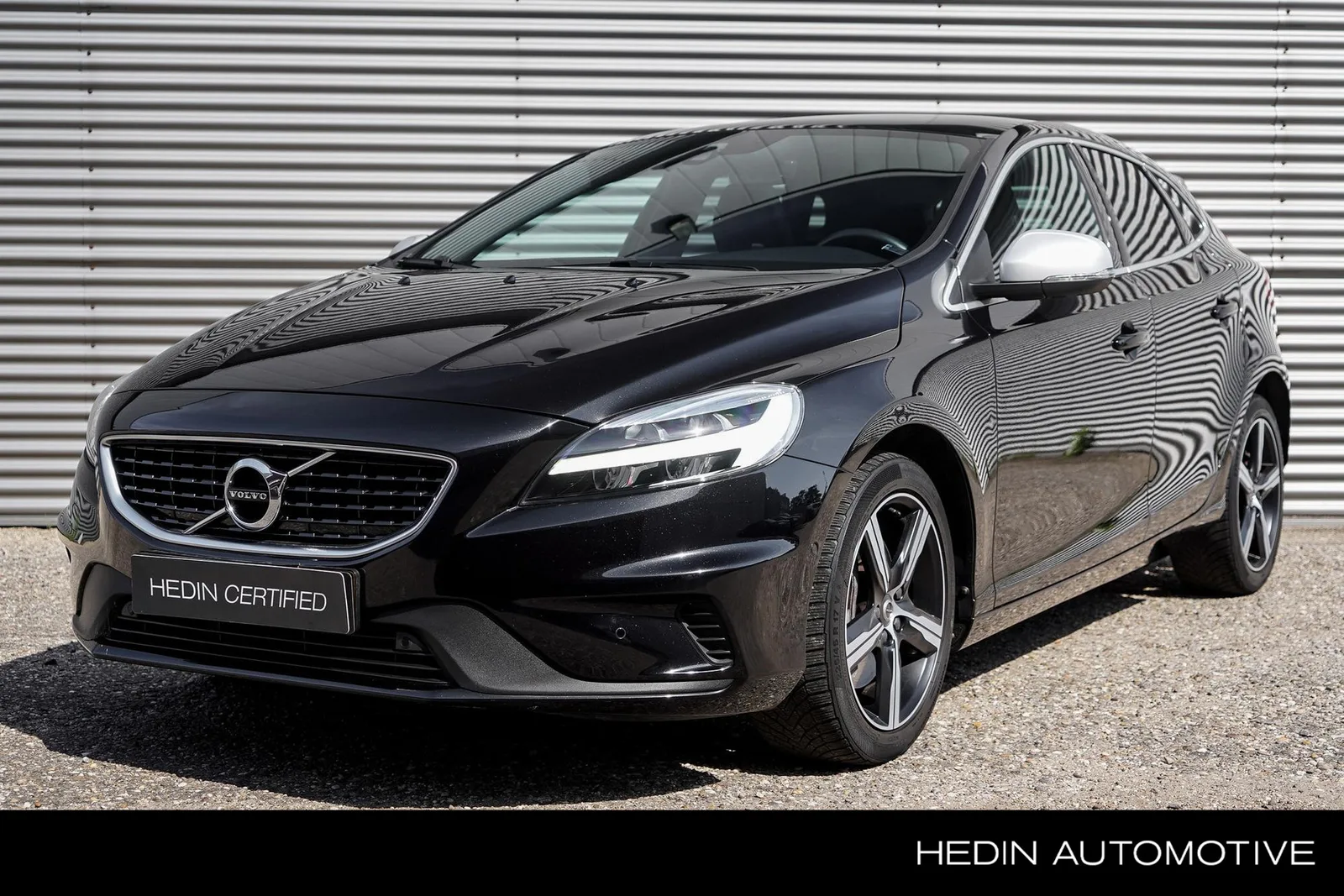 Volvo V40 (2020) — foto 1