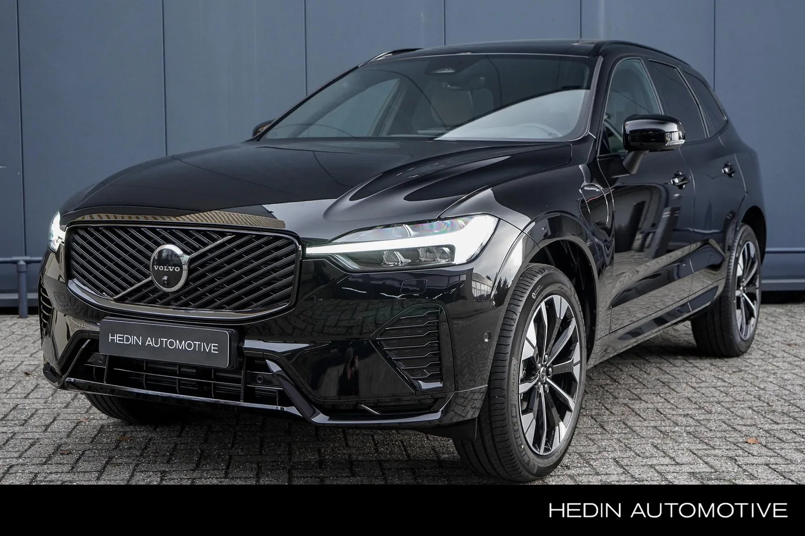 Volvo XC60 (2026) — foto 1