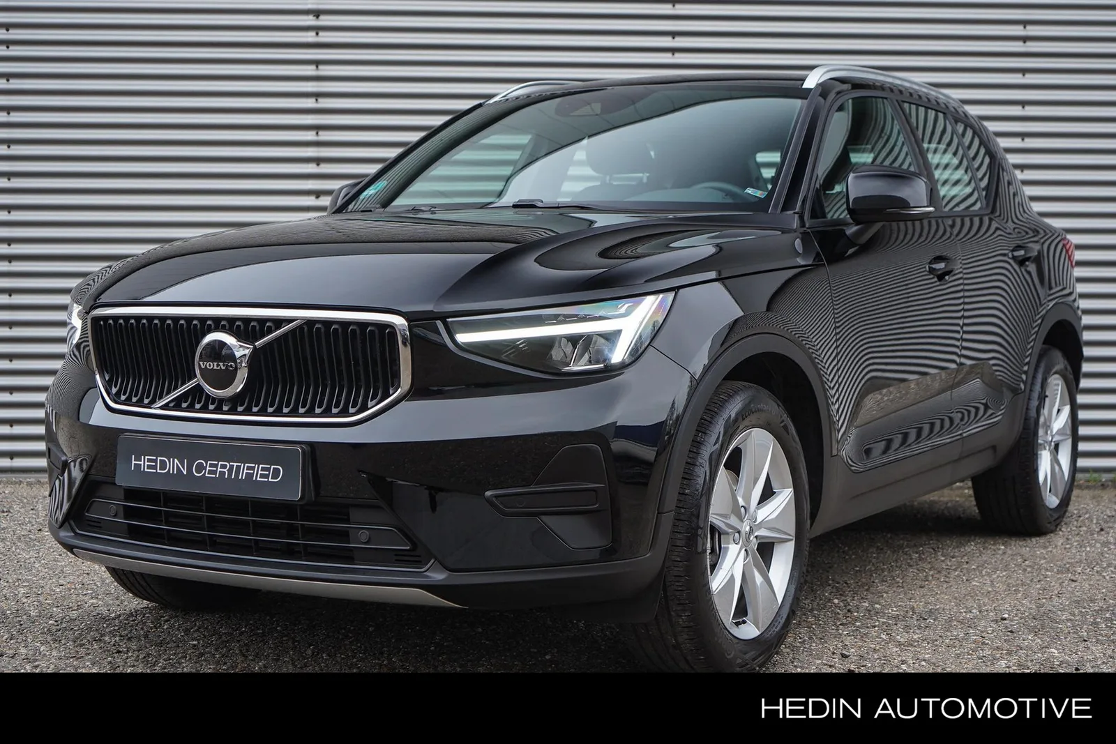 Volvo XC40 (2023) — foto 1