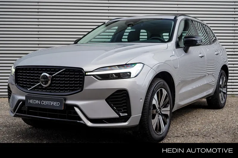 Volvo XC60 (2025)