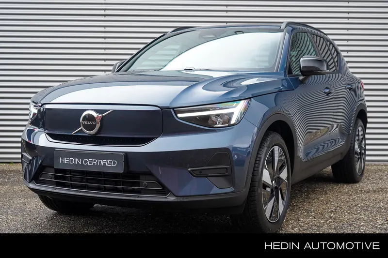 Volvo EX40 (2025)