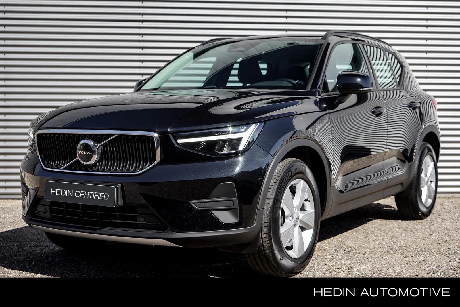 Volvo XC40 (2024) — foto 1