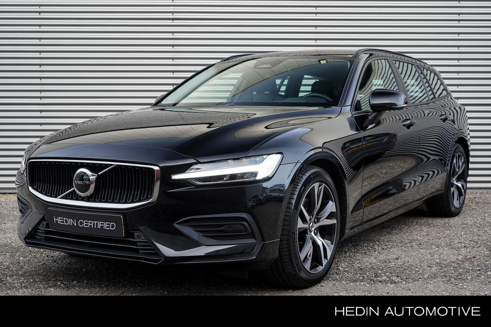 Volvo V60 (2025) — foto 1