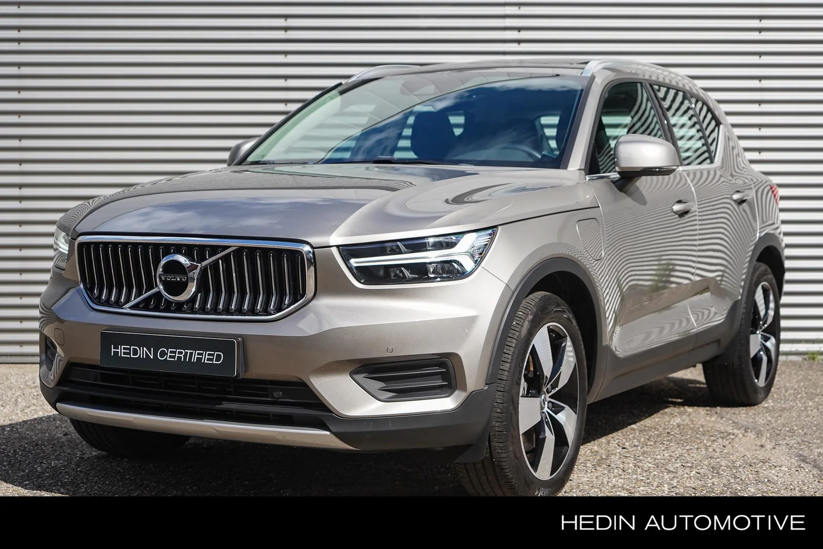 Volvo XC40 (2021) — foto 1