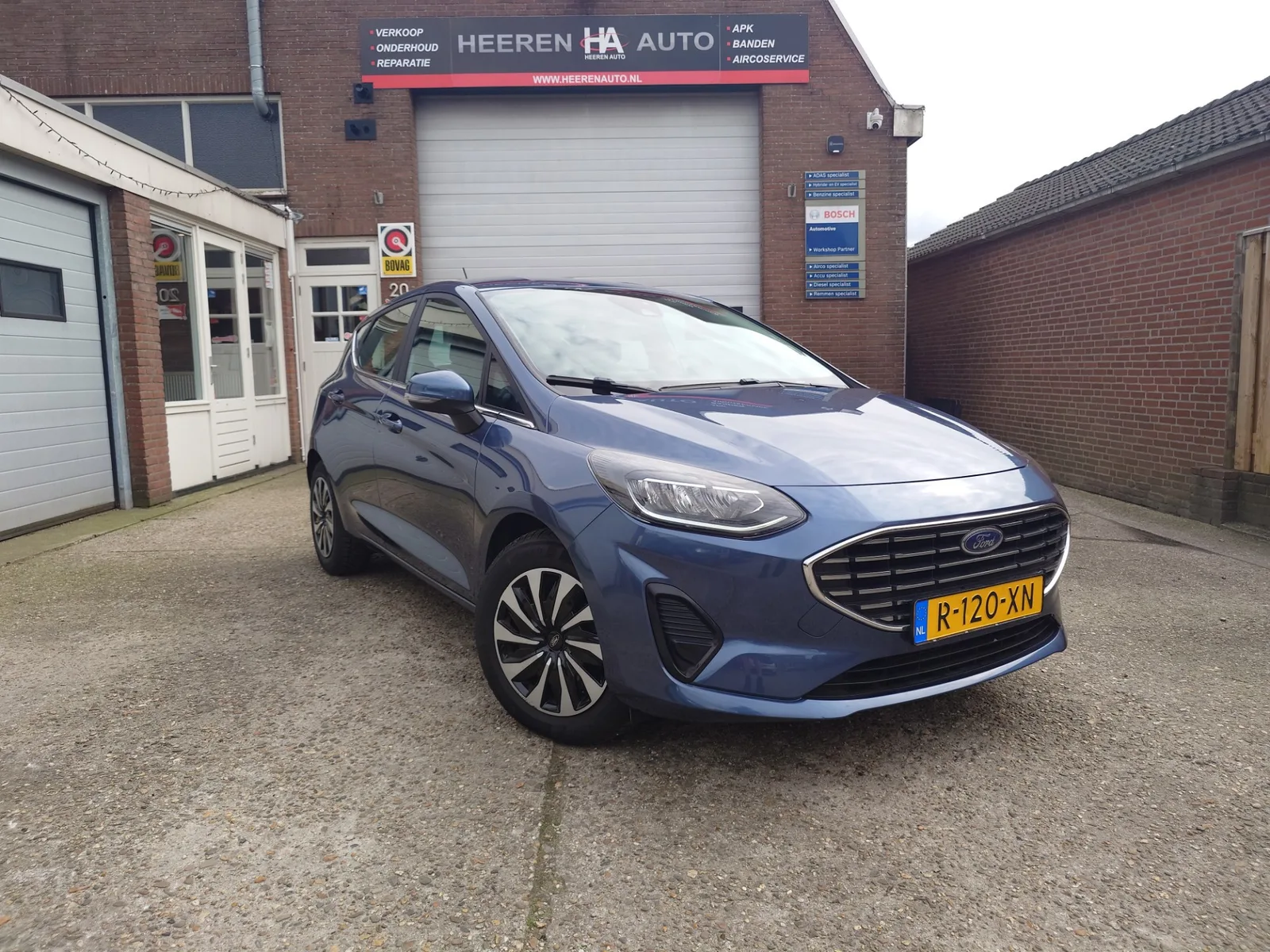 Ford Fiesta (2022) — foto 1