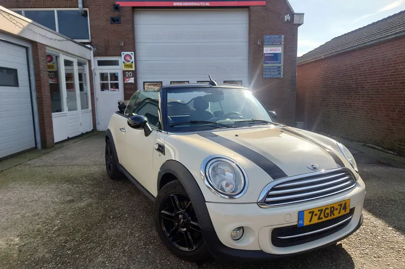 MINI Cabrio (2015)