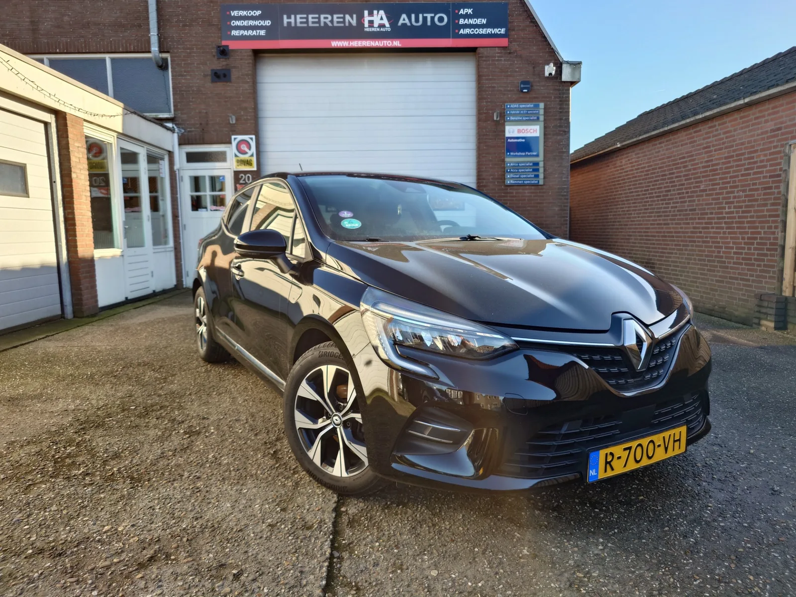 Renault Clio (2022) — foto 1