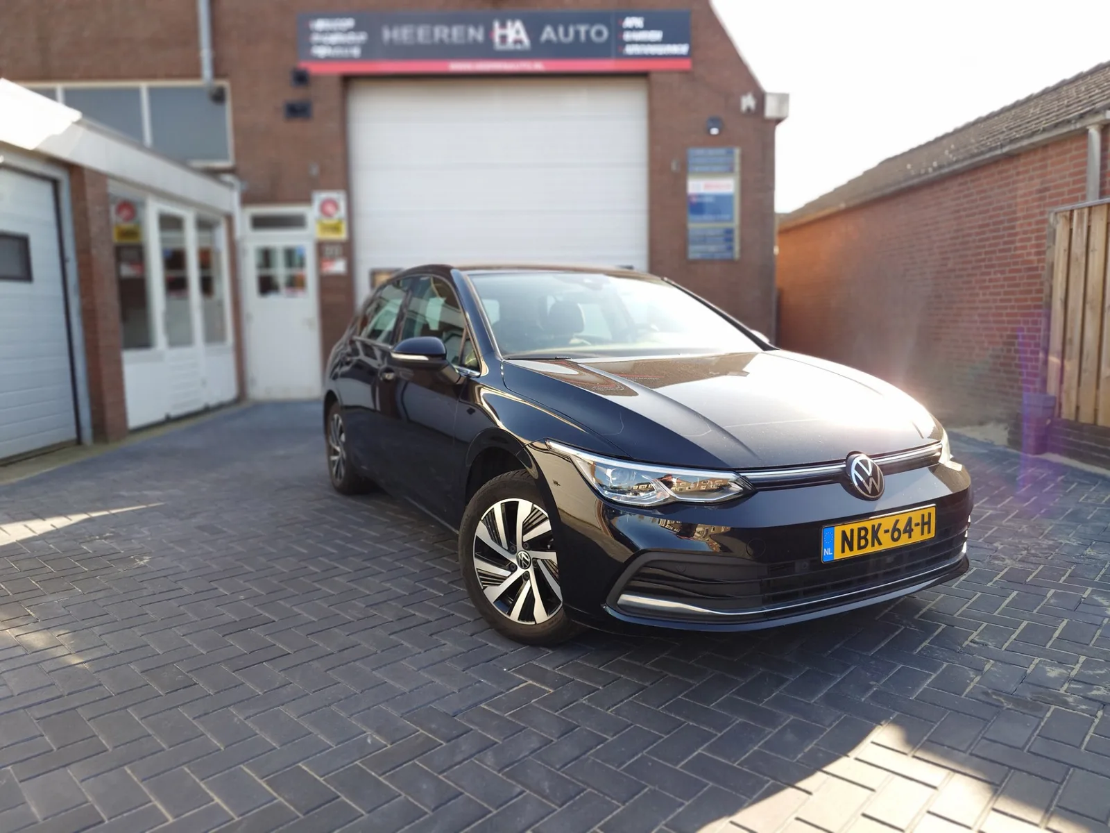 Volkswagen Golf (2022) — foto 1