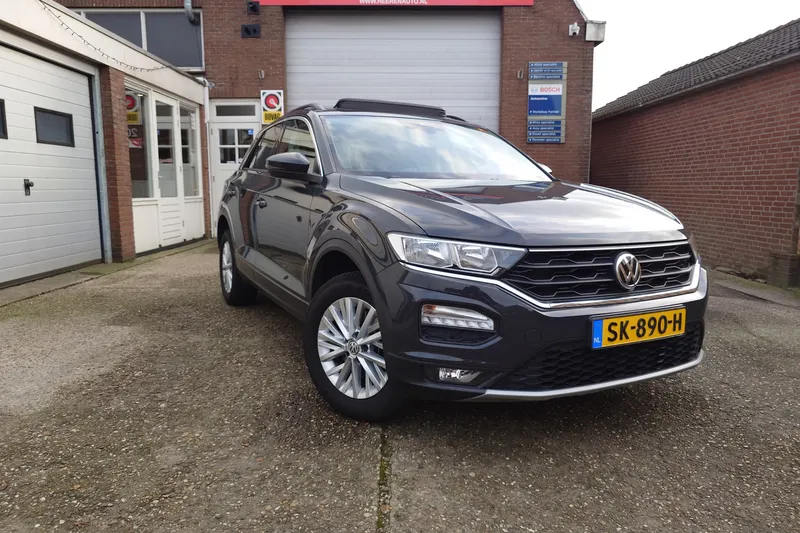 Volkswagen T-Roc (2018)