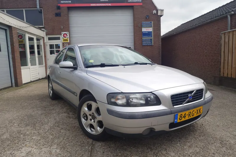 Volvo S60 (2005)