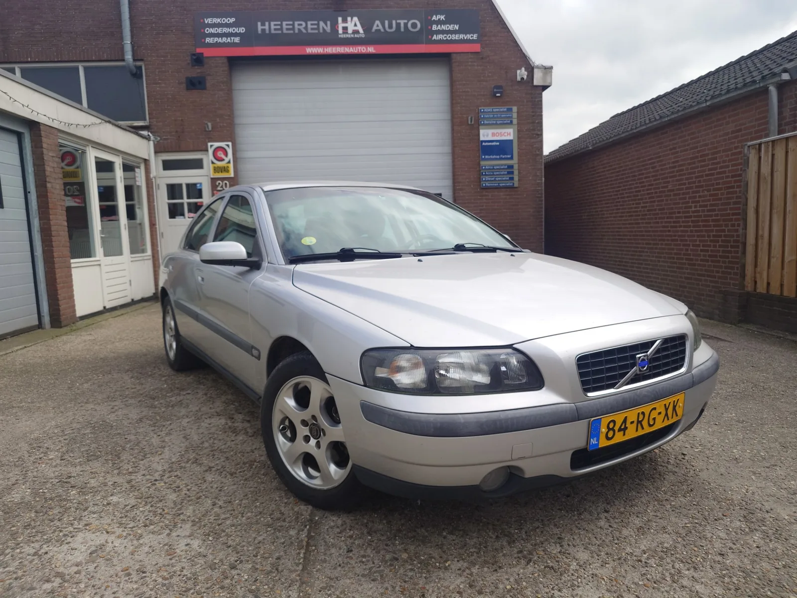 Volvo S60 (2005) — foto 1