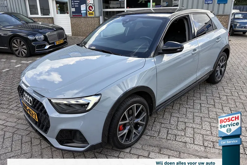 Audi A1 Allstreet (2023)