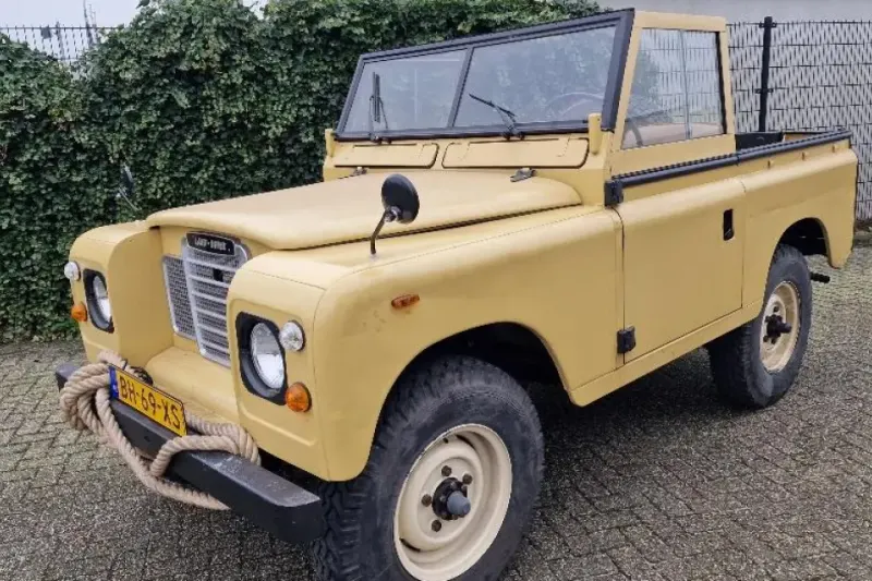 Land Rover 88 (1984)