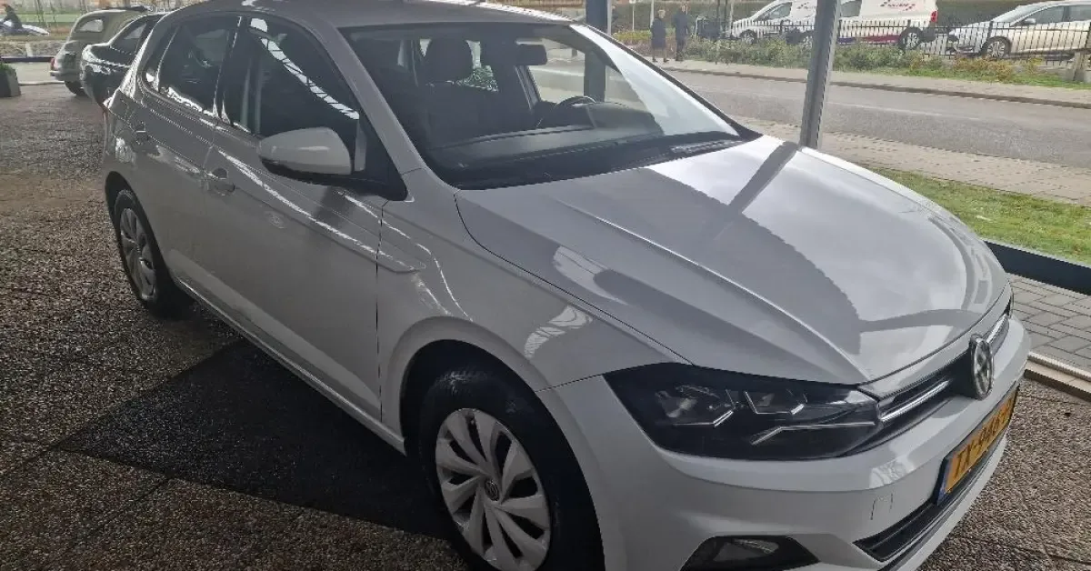 Volkswagen Polo (2018) — foto 1