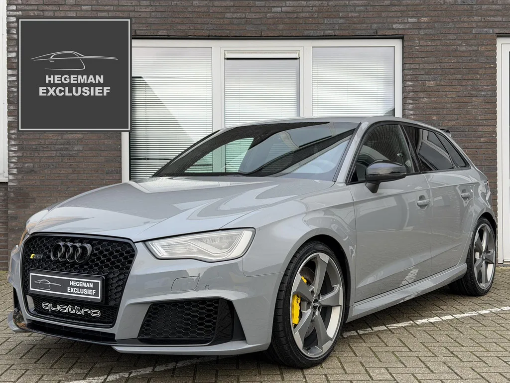 Audi RS 3 (2015) — foto 1