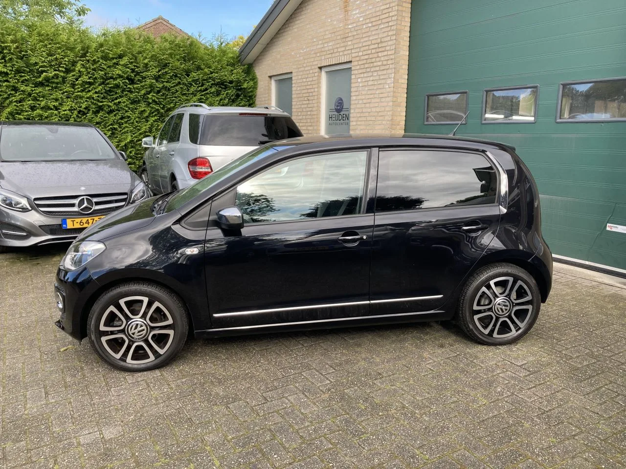 Volkswagen Up (2014) — foto 1