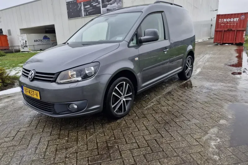 Volkswagen Caddy (2013)
