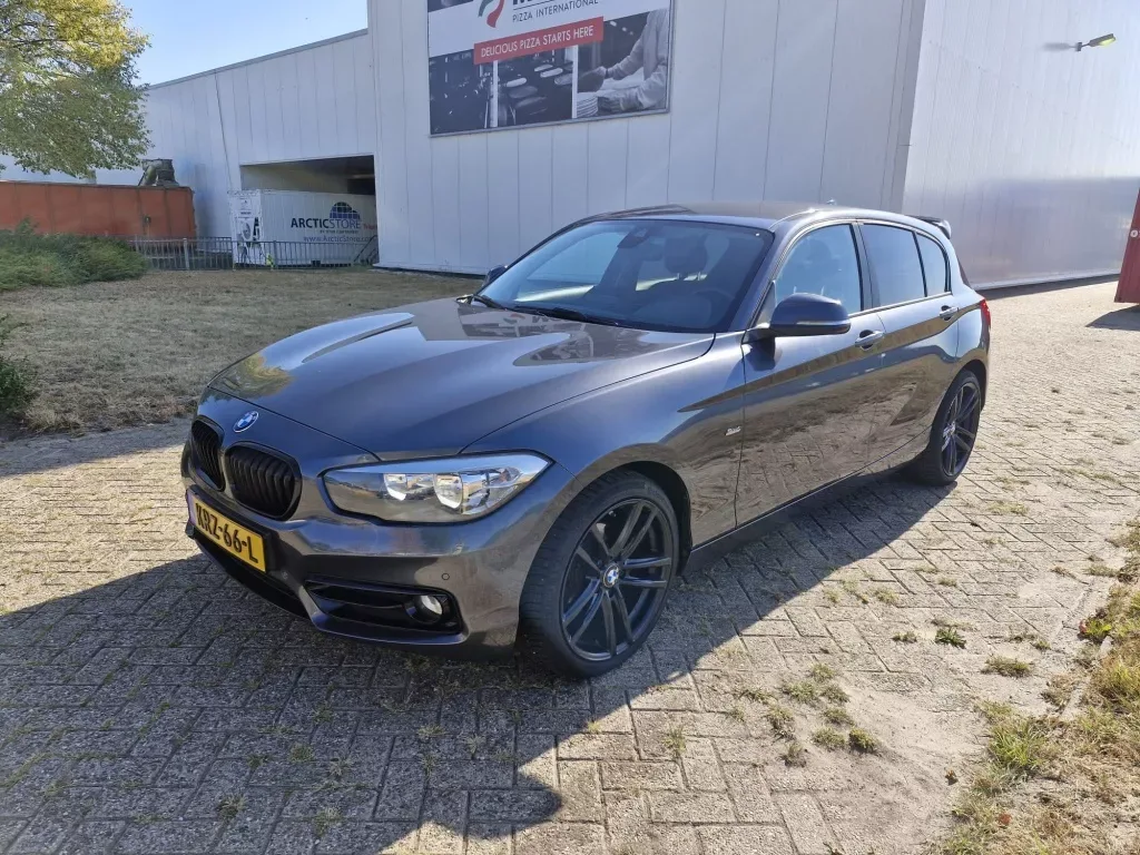 BMW 1-Serie (2015) — foto 1