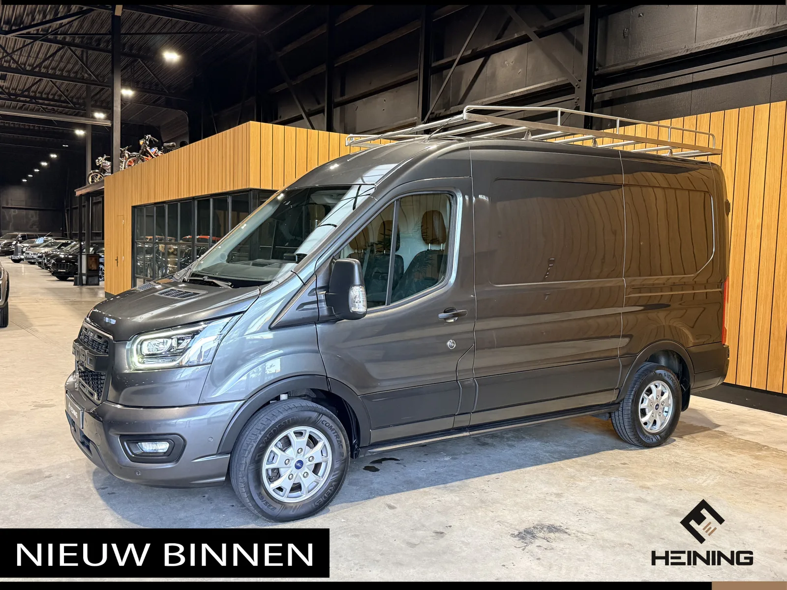 Ford Transit (2020) — foto 1