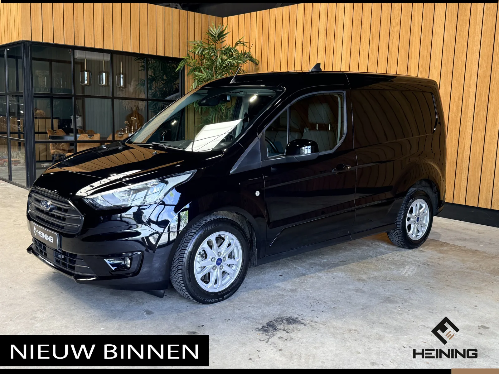 Ford Transit Connect (2021) — foto 1