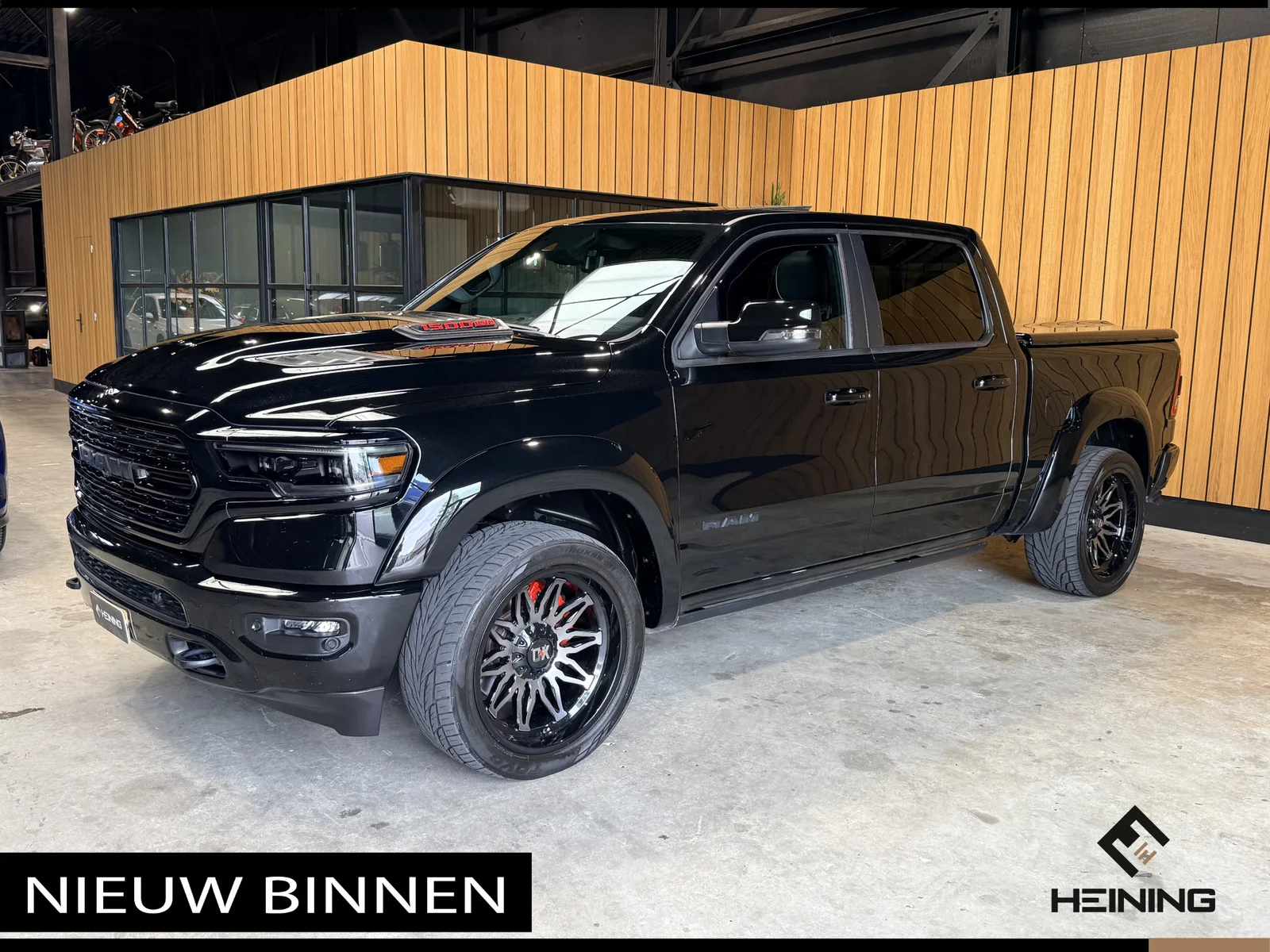 Dodge Ram (2021) — foto 1