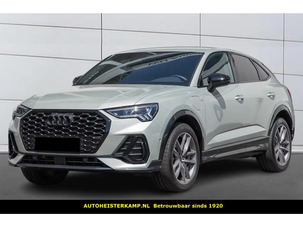 Audi Q3 Sportback (2023) — foto 1