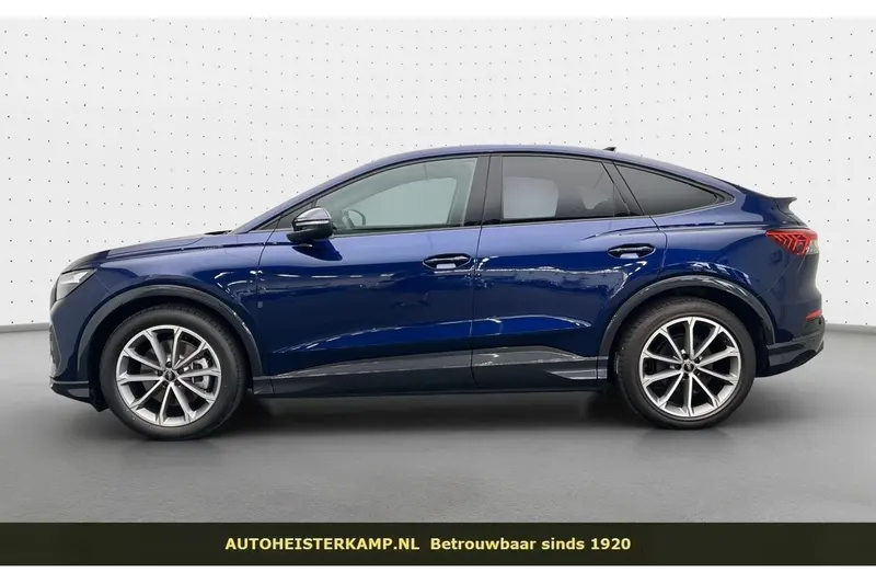 Audi Q4 e-tron (2024)