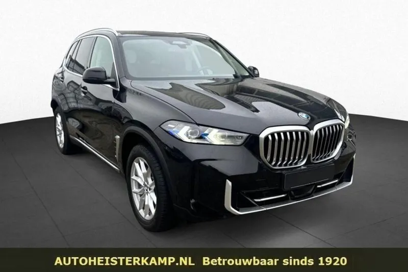 BMW X5 (2024)