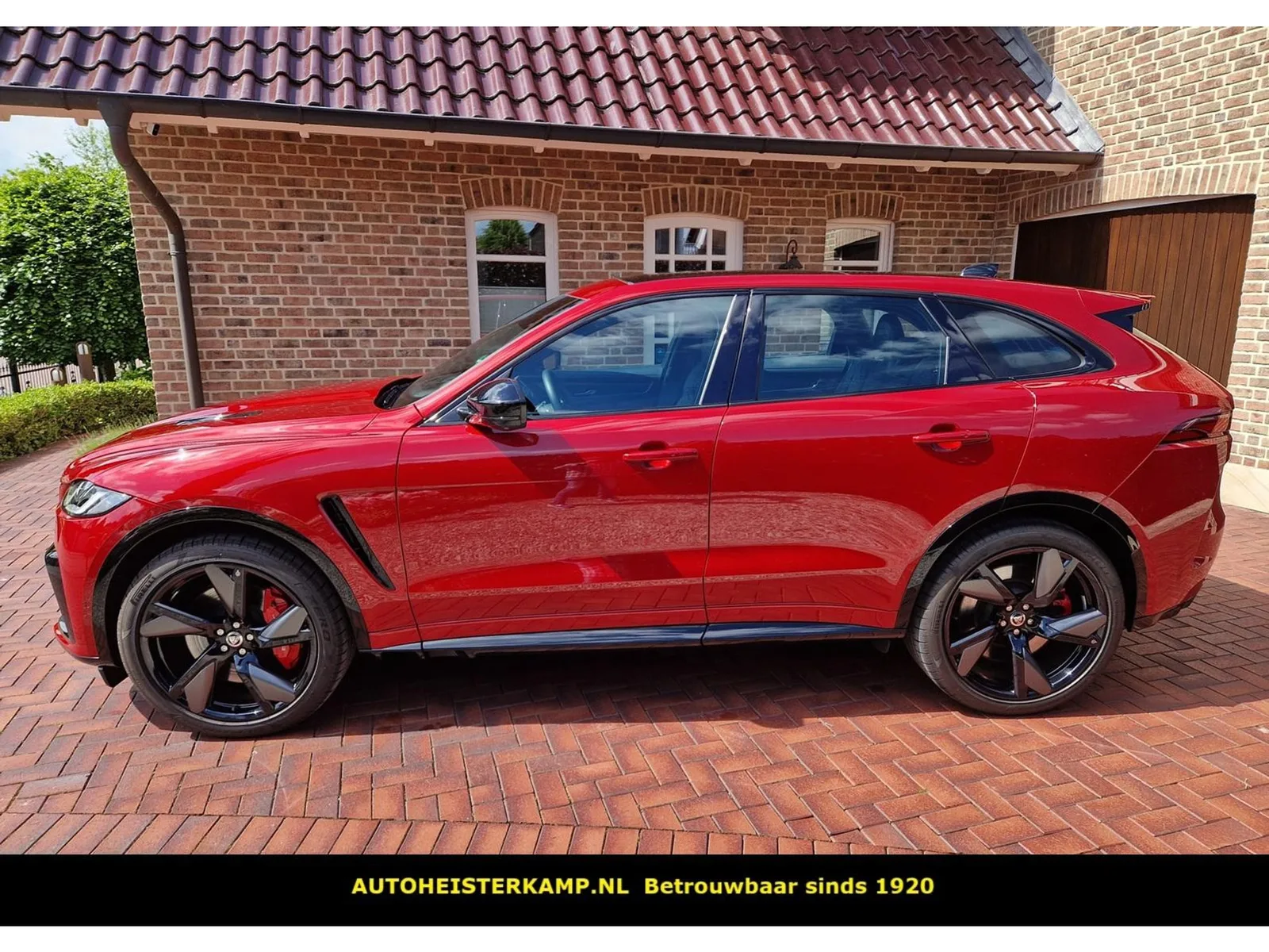 Jaguar F-Pace (2024) — foto 1