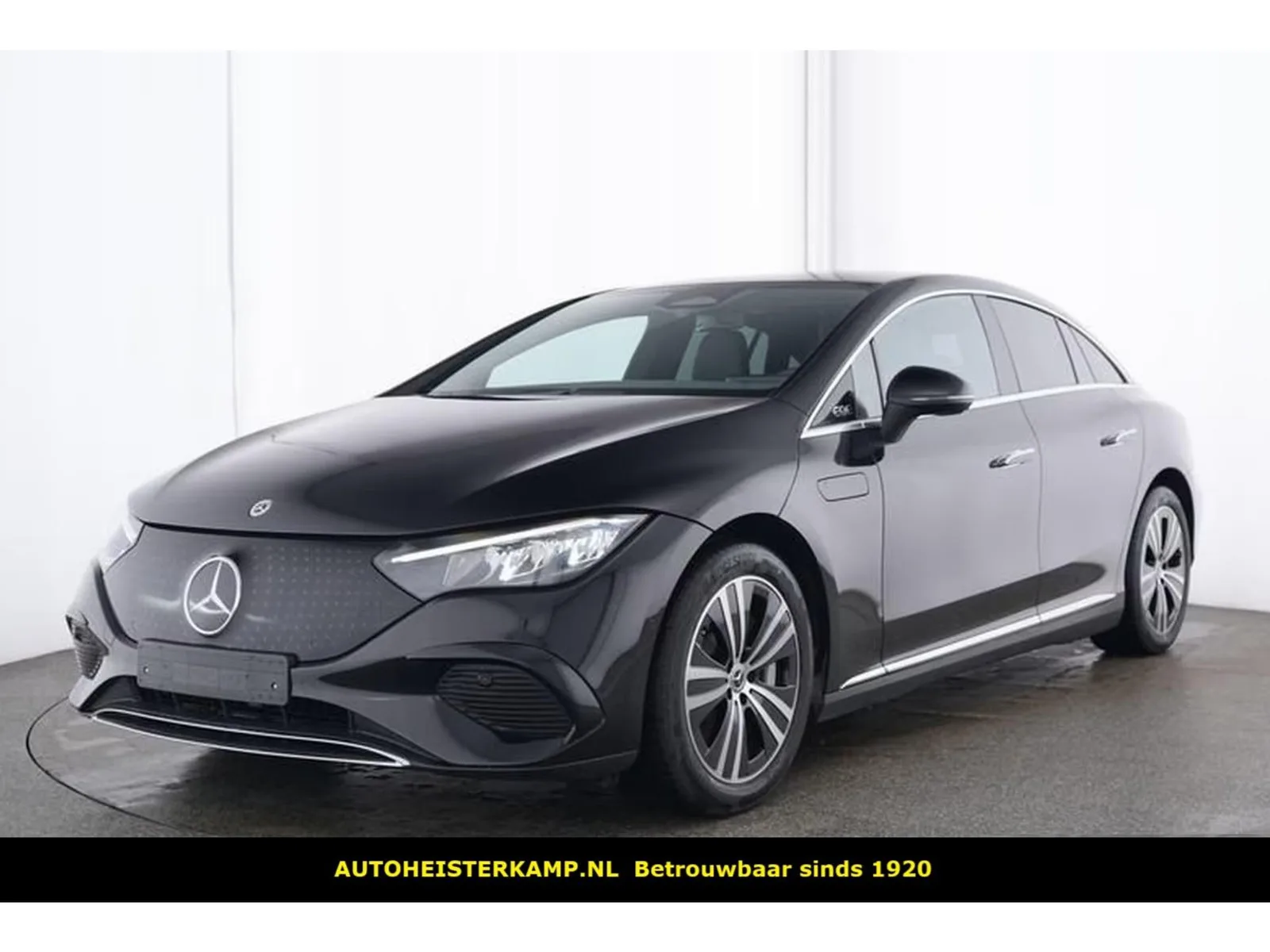 Mercedes-Benz EQE (2024) — foto 1
